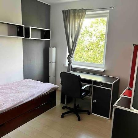 Piekny Apartament Blisko Malty Z Garazem Apartamento Poznań Exterior foto