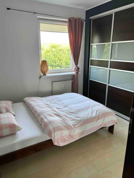 Piekny Apartament Blisko Malty Z Garazem Apartamento Poznań Exterior foto